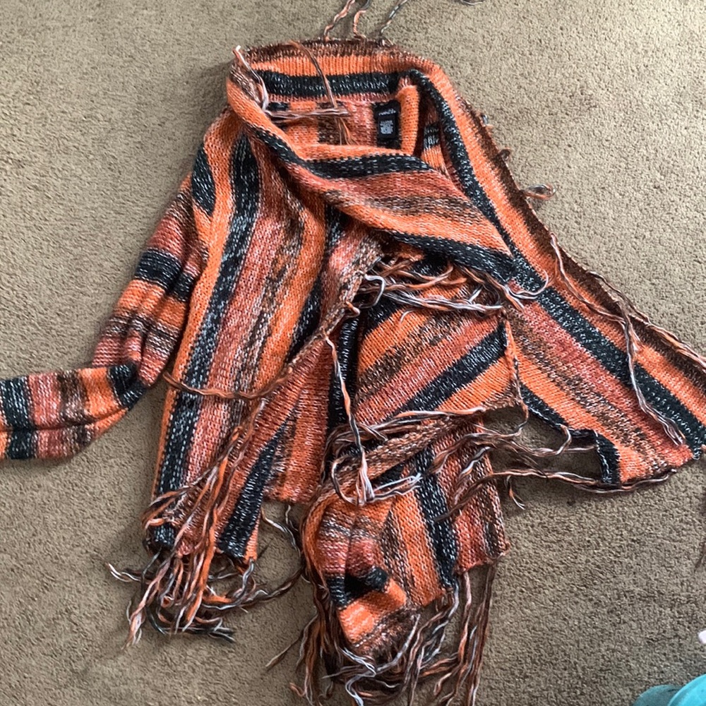 Orange Rue sweater size XL great condition
